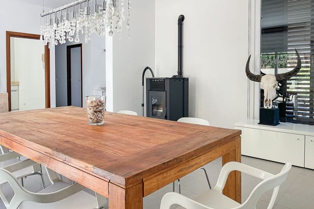 4 soveværelse Villa til salg i Canyamel, Capdepera med swimmingpool - € 1.249.000 (Ref: 8260538)