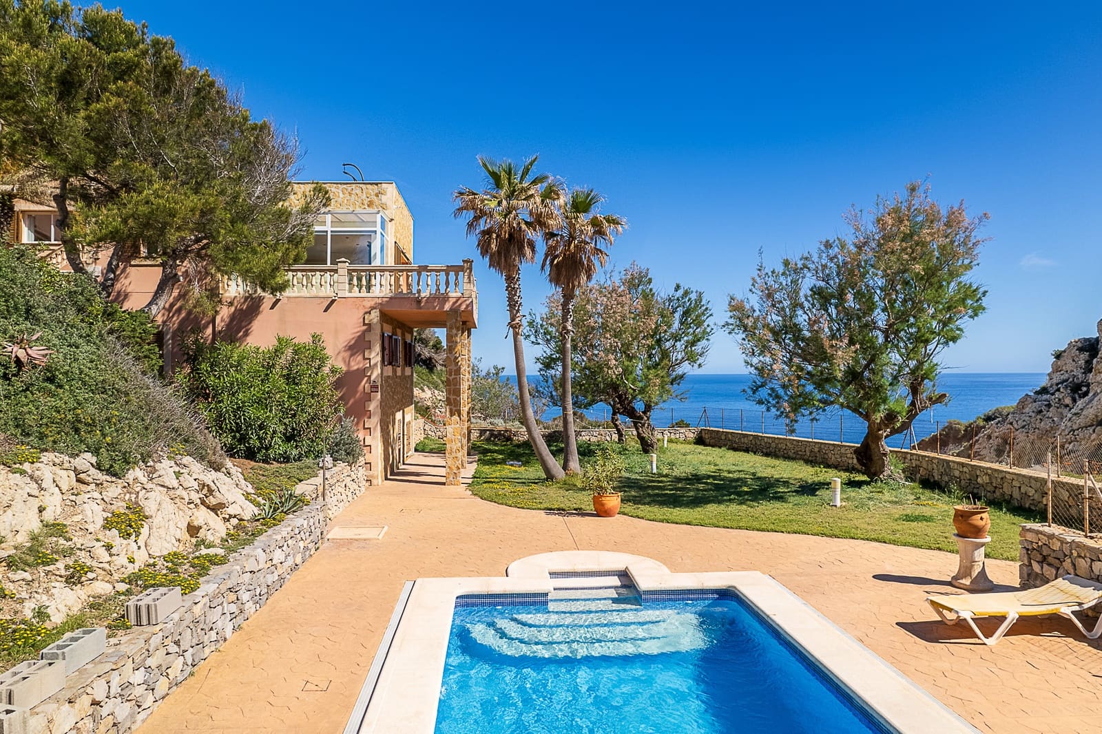 5 camera da letto Villa in vendita in Cala Ratjada con piscina garage - 1.650.000 € (Rif: 8288844)