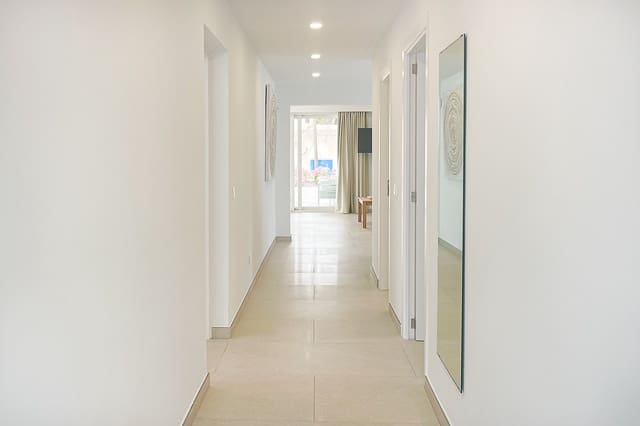 4 Zimmer Villa zu vermieten in Cala Ratjada, Capdepera mit Garage - 3.750 € (Ref: 8397927)