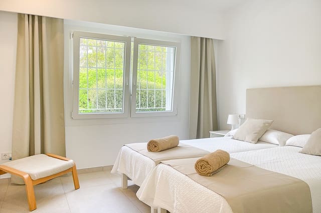 4 Zimmer Villa zu vermieten in Cala Ratjada, Capdepera mit Garage - 3.750 € (Ref: 8397927)