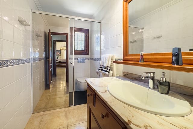 4 slaapkamer Villa te koop in Santa Margalida met zwembad - € 1.999.900 (Ref: 8449252)