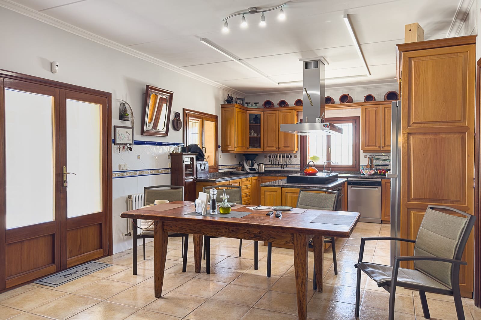 4 slaapkamer Villa te koop in Santa Margalida met zwembad - € 1.999.900 (Ref: 8449252)