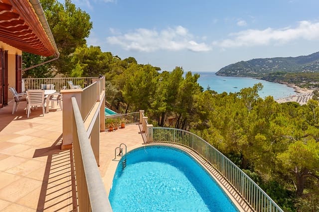 4 soveværelse Villa til salg i Canyamel, Capdepera med swimmingpool - € 1.790.000 (Ref: 8464150)