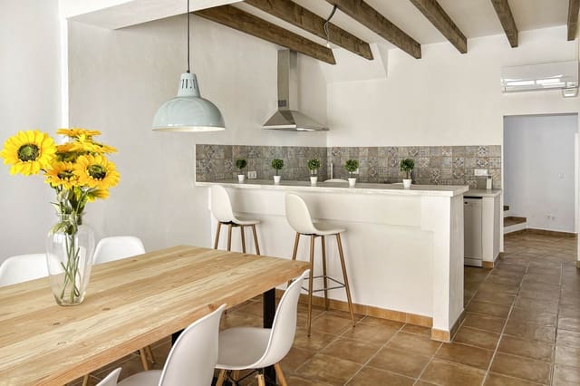 Casa de 3 habitaciones en Capdepera en venta - 449.000 € (Ref: 8477448)