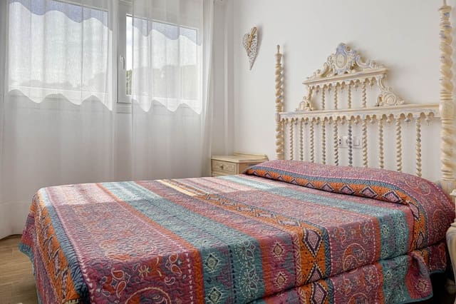 5 soveværelse Villa til salg i Cala Ratjada, Capdepera med swimmingpool - € 1.350.000 (Ref: 8481454)