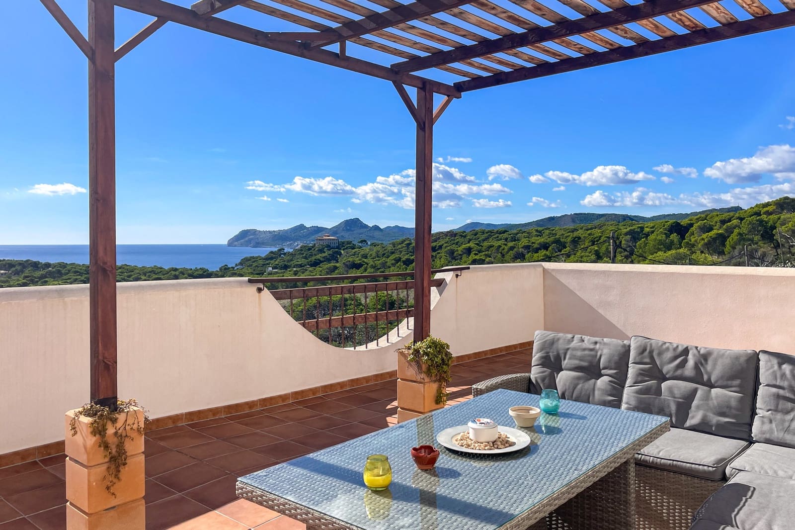 5 slaapkamer Villa te koop in Cala Ratjada met zwembad - € 1.350.000 (Ref: 8481454)