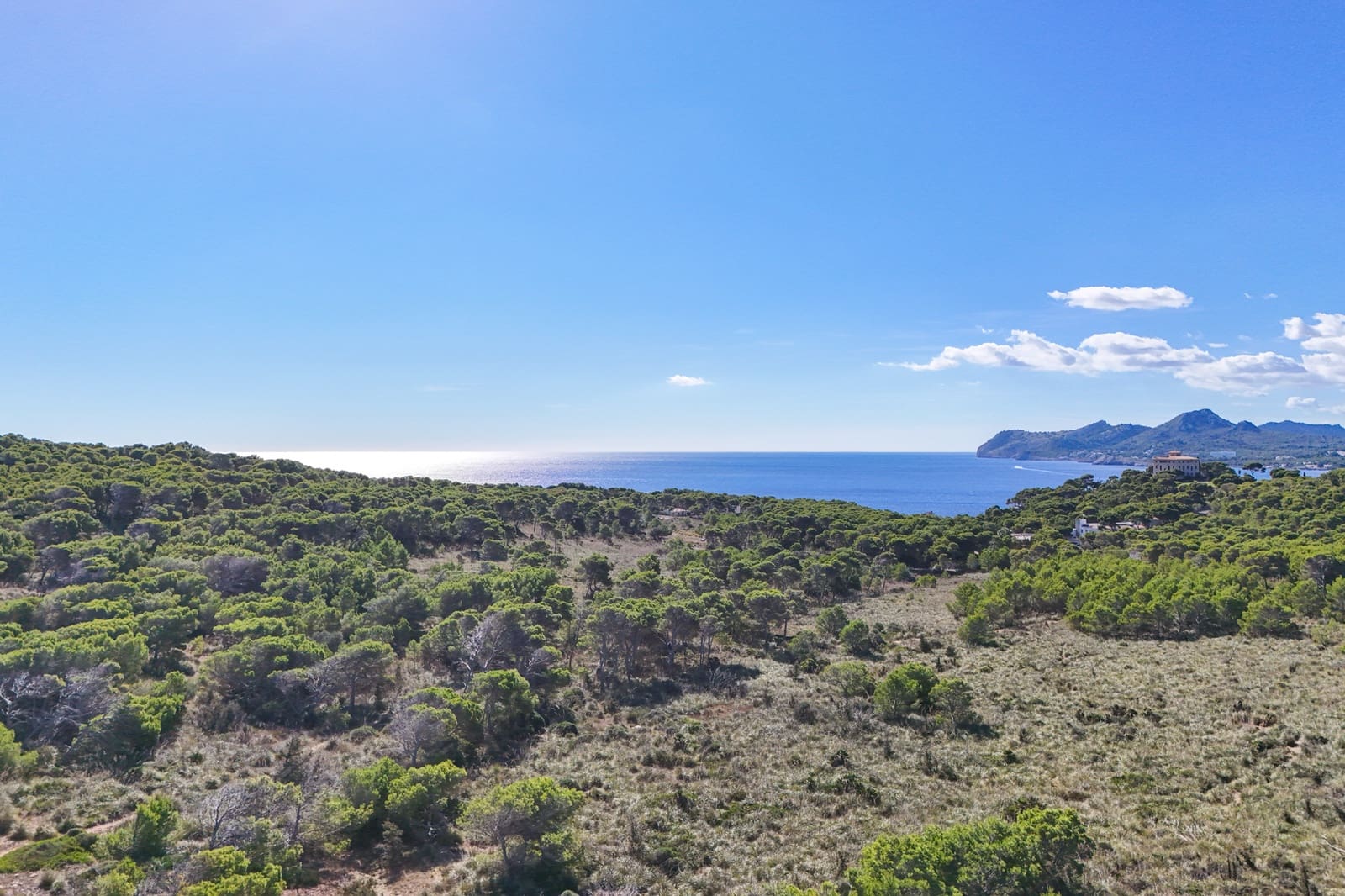 5 slaapkamer Villa te koop in Cala Ratjada met zwembad - € 1.350.000 (Ref: 8481454)