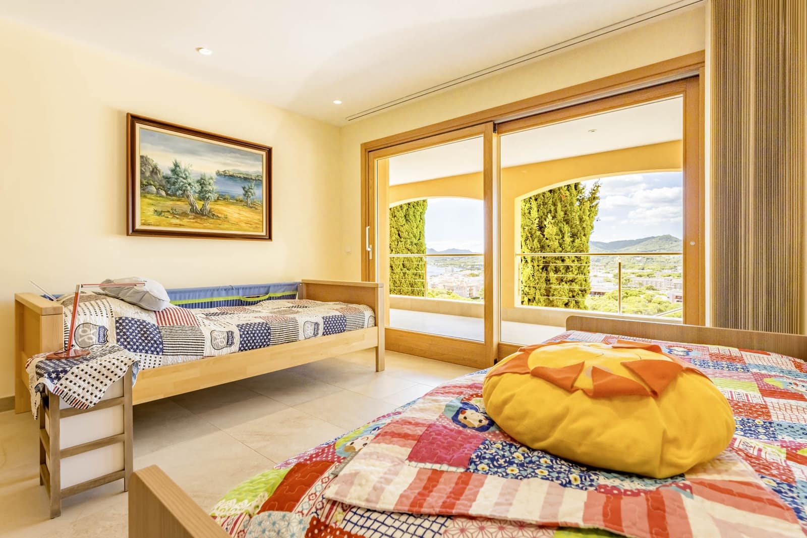 5 soverom Villa til salgs i Cala Ratjada med svømmebasseng garasje - € 3 900 000 (Ref: 8537570)