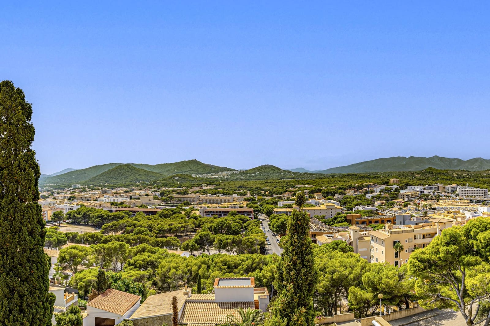 5 soverom Villa til salgs i Cala Ratjada med svømmebasseng garasje - € 3 900 000 (Ref: 8537570)