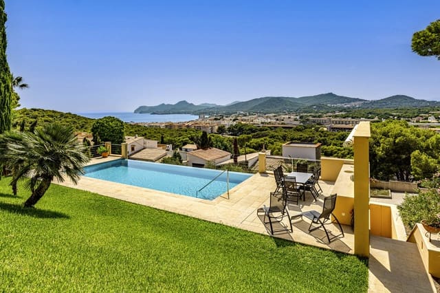 Chalet de 5 habitaciones en Cala Ratjada, Capdepera en venta con piscina garaje - 3.900.000 € (Ref: 8537570)