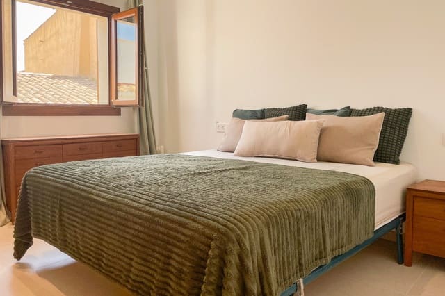 Maison de Ville de 3 chambres à louer à Capdepera - 1 800 € (Ref: 8581099)