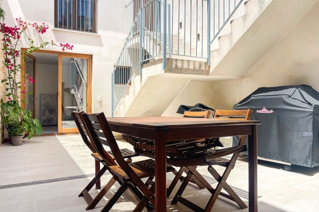 Maison de Ville de 3 chambres à louer à Capdepera - 1 800 € (Ref: 8581099)