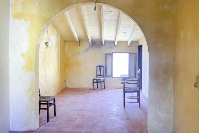 8 soverom Hus til salgs i Capdepera med garasje - € 720 000 (Ref: 8698532)