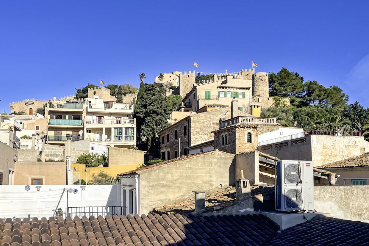 8 sypialnia Dom na sprzedaż w Capdepera z garażem - 720 000 € (Ref: 8698532)