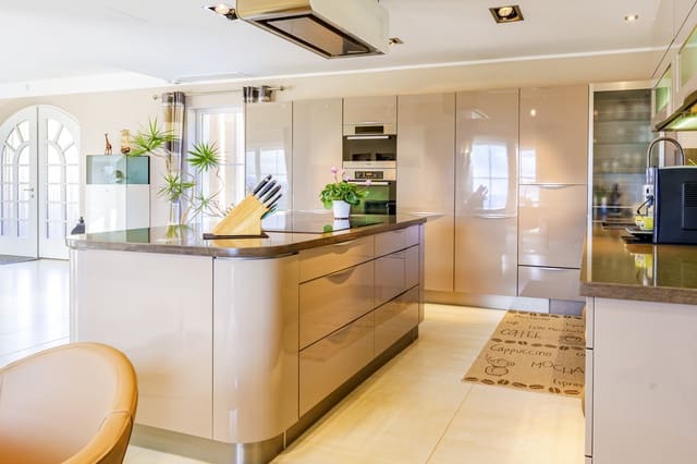 3 sypialnia Willa na sprzedaż w Son Macia, Manacor z basenem - 2 700 000 € (Ref: 8705404)