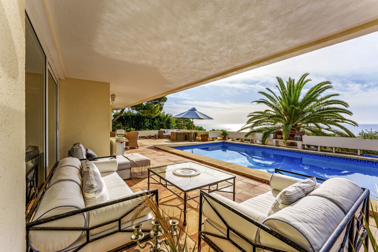 3 soveværelse Villa til salg i Costa de los Pinos med swimmingpool garage - € 2.980.000 (Ref: 8765767)