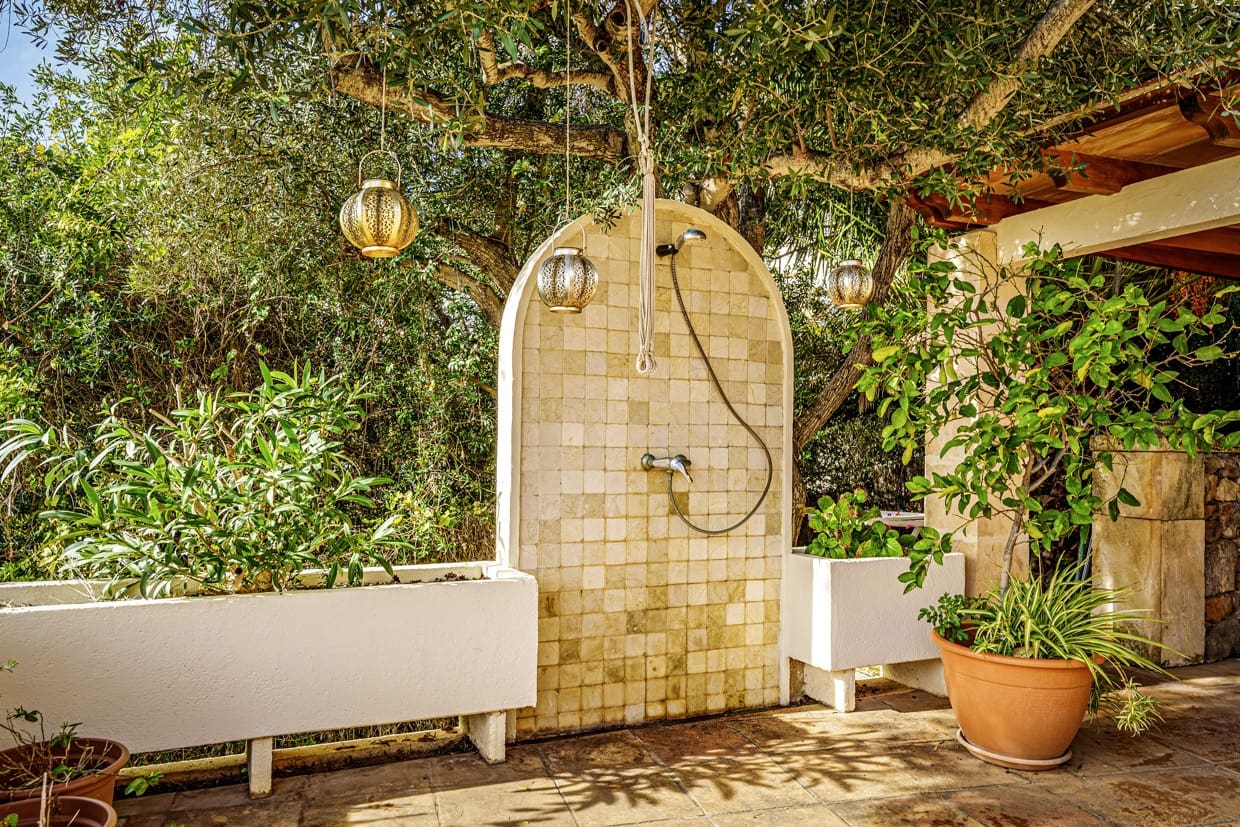 3 soveværelse Villa til salg i Costa de los Pinos med swimmingpool garage - € 2.980.000 (Ref: 8765767)