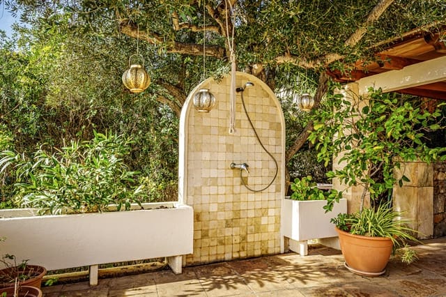 3 soveværelse Villa til salg i Costa de los Pinos, Son Servera med swimmingpool garage - € 2.980.000 (Ref: 8765767)