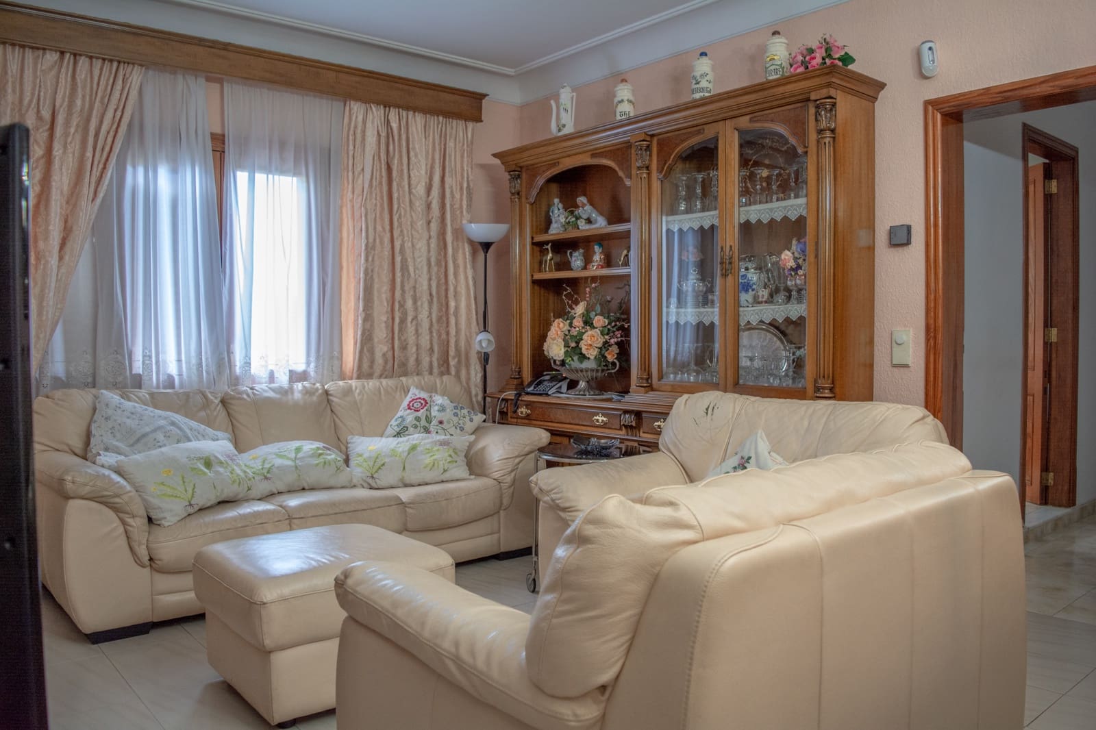 5 soveværelse Villa til salg i Cala Ratjada med swimmingpool garage - € 850.000 (Ref: 8920764)