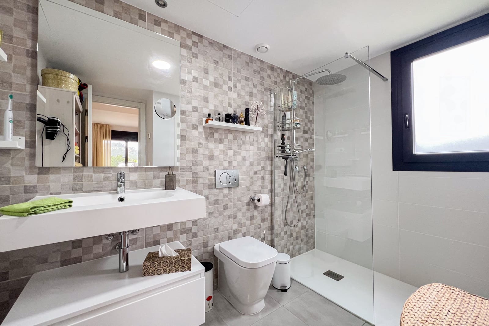 3 soveværelse Lejlighed til salg i Font de Sa Cala / Font de La Cala med swimmingpool - € 830.000 (Ref: 8924888)