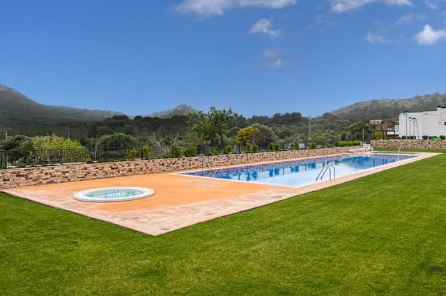 3 slaapkamer Appartement te koop in Font de Sa Cala / Font de La Cala, Capdepera met zwembad - € 830.000 (Ref: 8924888)