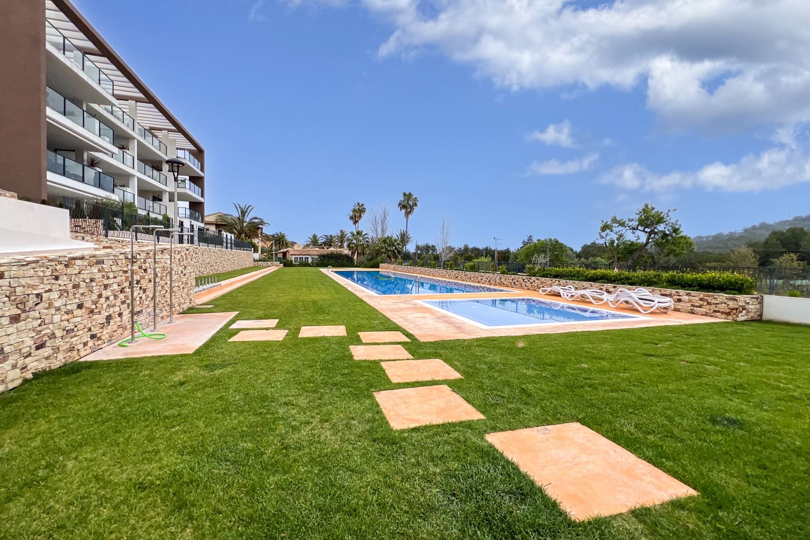 3 soveværelse Lejlighed til salg i Font de Sa Cala / Font de La Cala med swimmingpool - € 830.000 (Ref: 8924888)