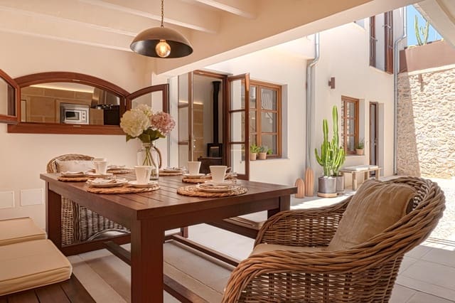 5 soveværelse Villa til salg i Artà med garage - € 1.920.000 (Ref: 8936143)