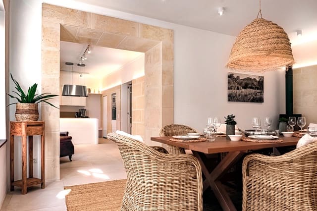 5 soveværelse Villa til salg i Artà med garage - € 1.920.000 (Ref: 8936143)