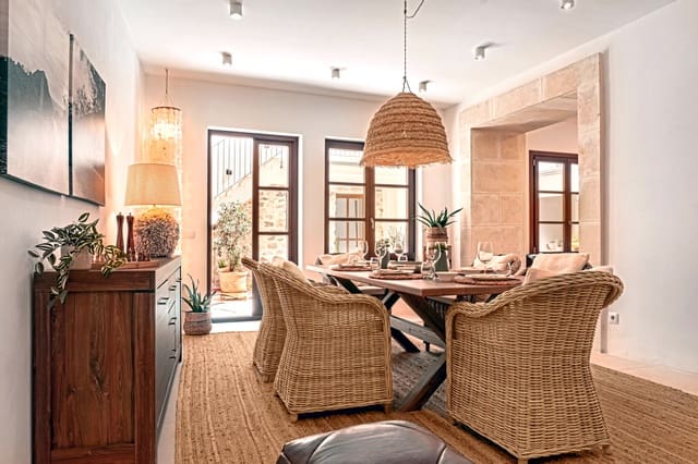 5 soveværelse Villa til salg i Artà med garage - € 1.920.000 (Ref: 8936143)