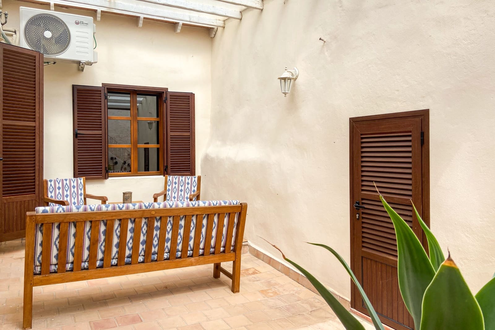 3 quarto Casa em Banda para venda em Arta - 589 000 € (Ref: 8942010)