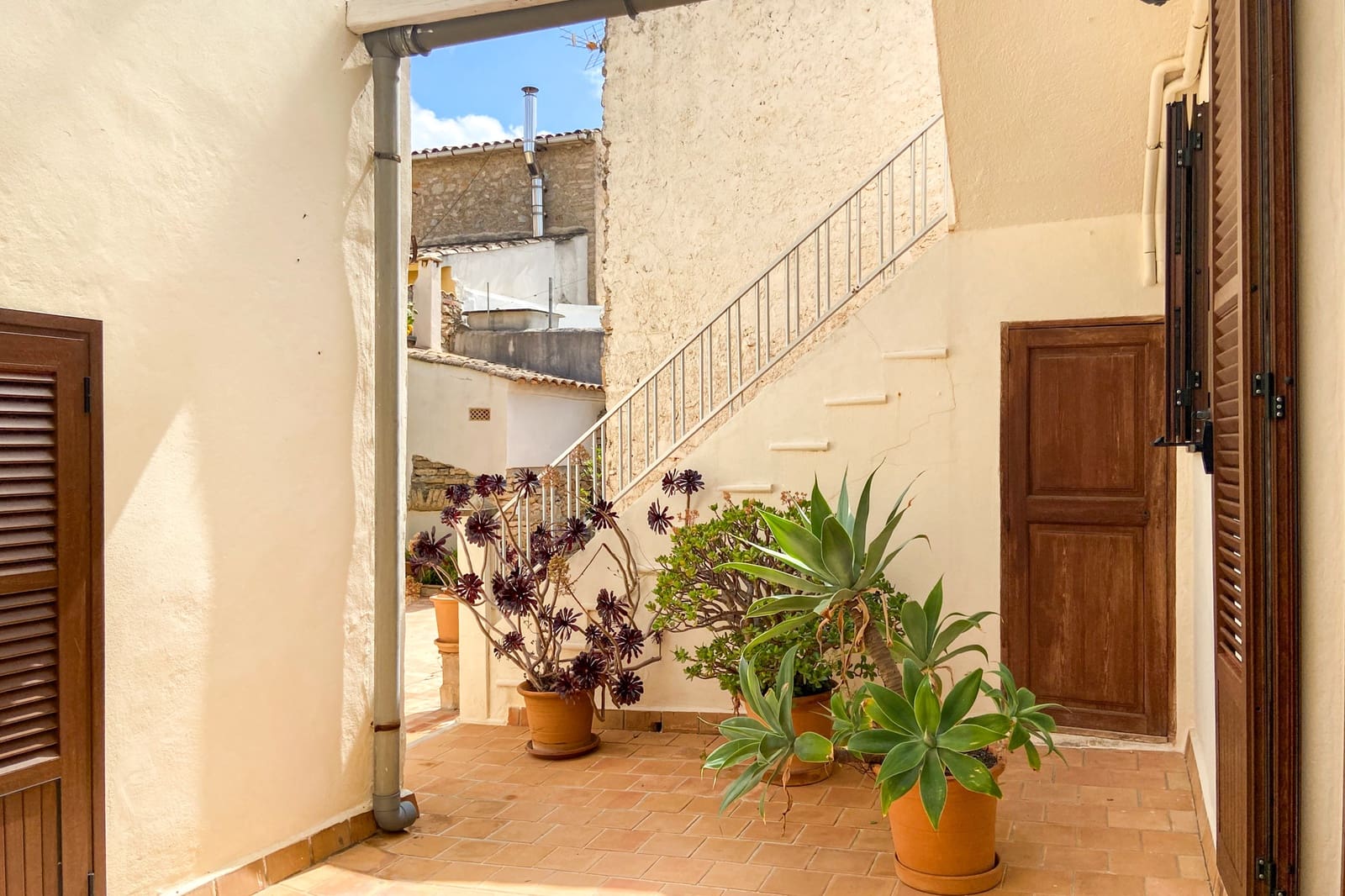 3 quarto Casa em Banda para venda em Arta - 589 000 € (Ref: 8942010)