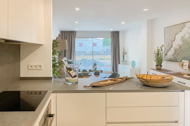 2 sovrum Lägenhet till salu i Cala Ratjada, Capdepera med pool - 395 000 € (Ref: 9013454)