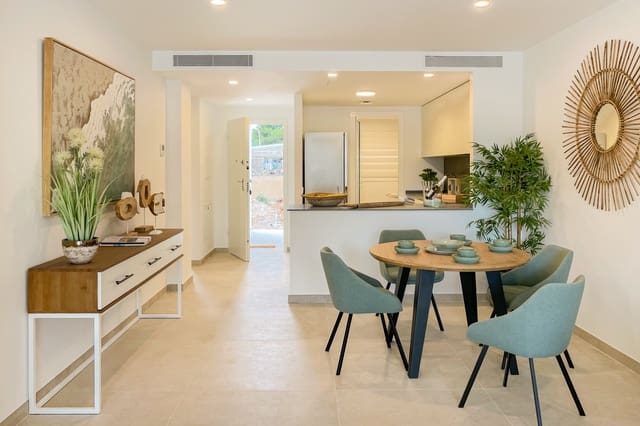 2 soveværelse Lejlighed til salg i Cala Ratjada, Capdepera med swimmingpool - € 420.000 (Ref: 9013454)