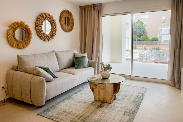 2 soveværelse Lejlighed til salg i Cala Ratjada, Capdepera med swimmingpool - € 440.000 (Ref: 9015911)