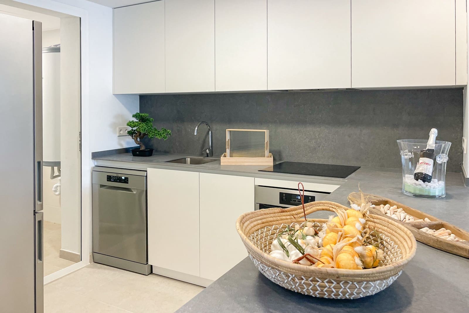 2 bedroom Apartment for sale in Cala Ratjada with pool - € 420,000 (Ref: 9015914)