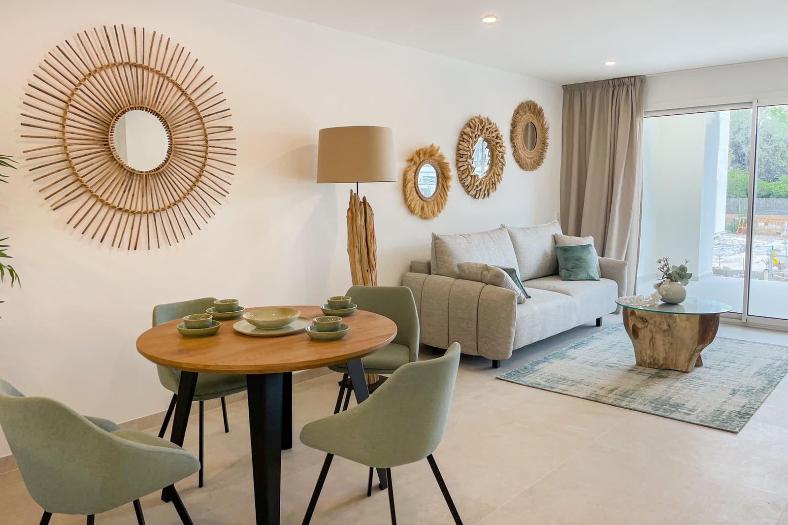 2 bedroom Apartment for sale in Cala Ratjada with pool - € 420,000 (Ref: 9015914)