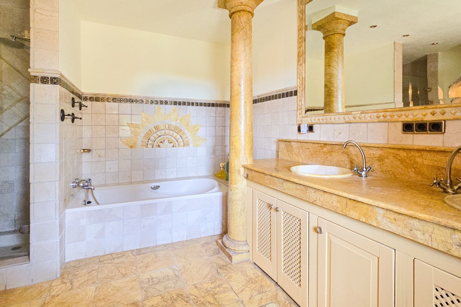 6 soverom Villa til salgs i Capdepera med svømmebasseng - € 1 590 000 (Ref: 9081291)