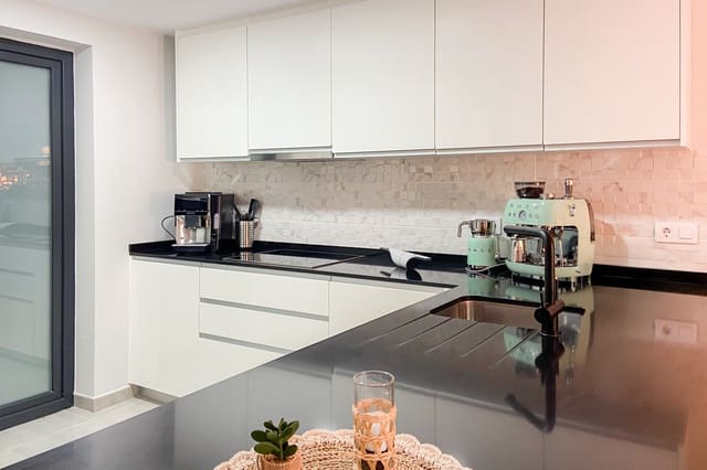 3 slaapkamer Appartement te koop in Font de Sa Cala / Font de La Cala, Capdepera met zwembad garage - € 679.000 (Ref: 9105926)