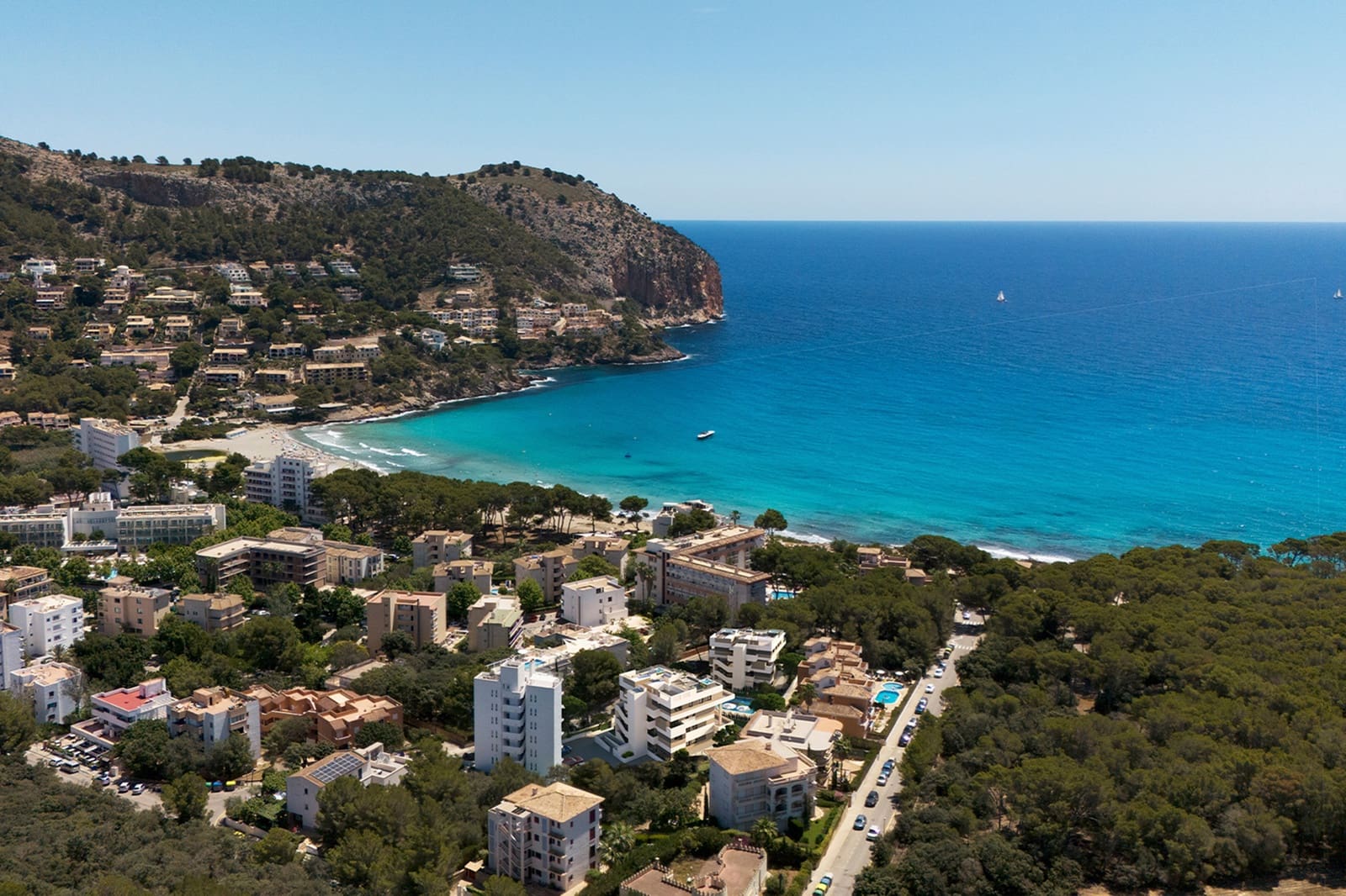 2 bedroom Apartment for sale in Canyamel with pool garage - € 502,000 (Ref: 9150650)