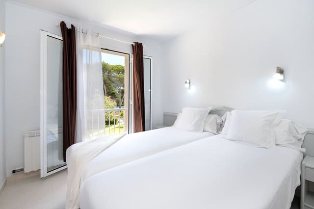 2 bedroom Apartment for rent in Canyamel, Capdepera with pool - € 1,500 (Ref: 9158403)