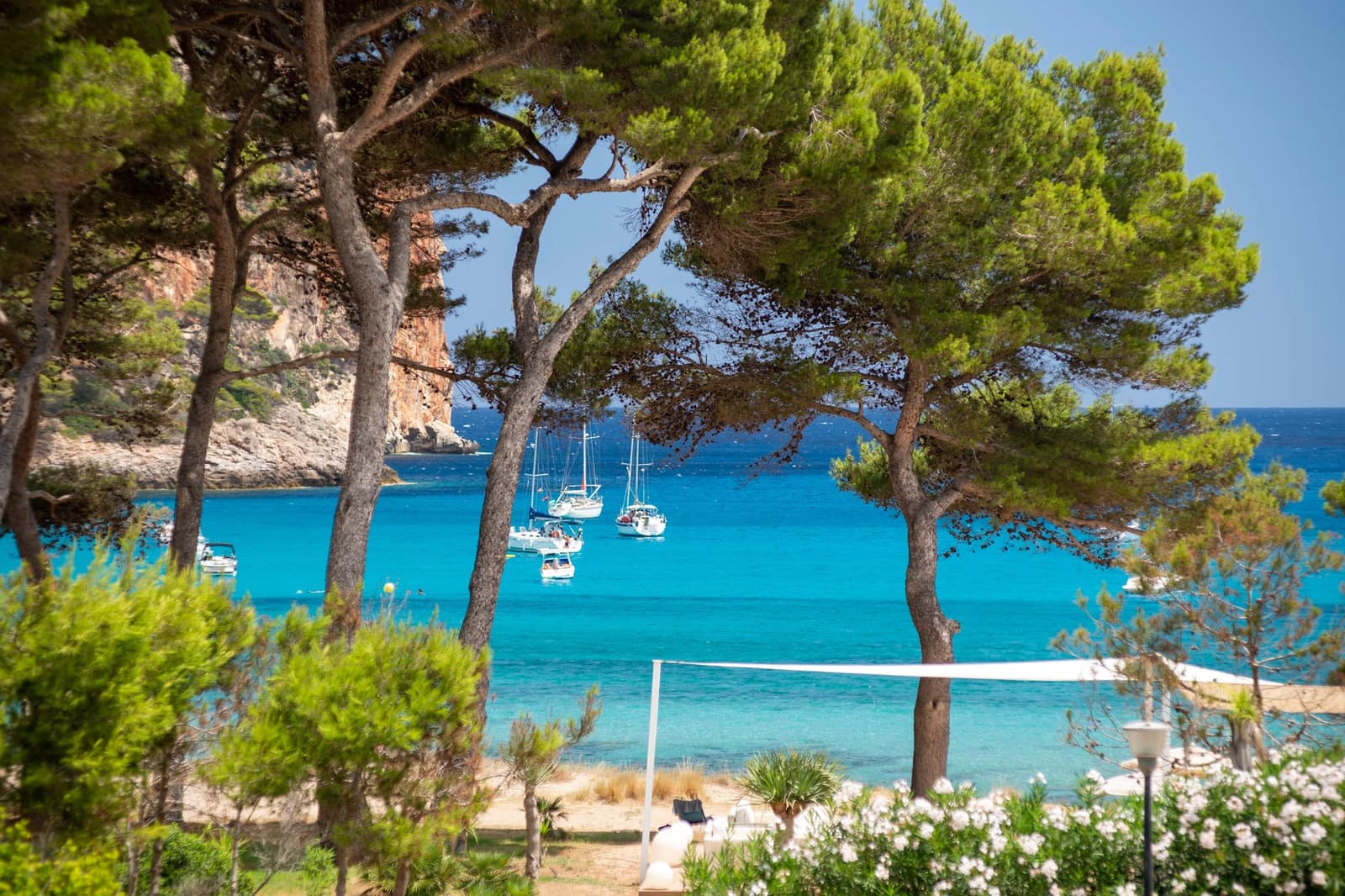 2 bedroom Apartment for rent in Canyamel with pool - € 1,500 (Ref: 9158403)