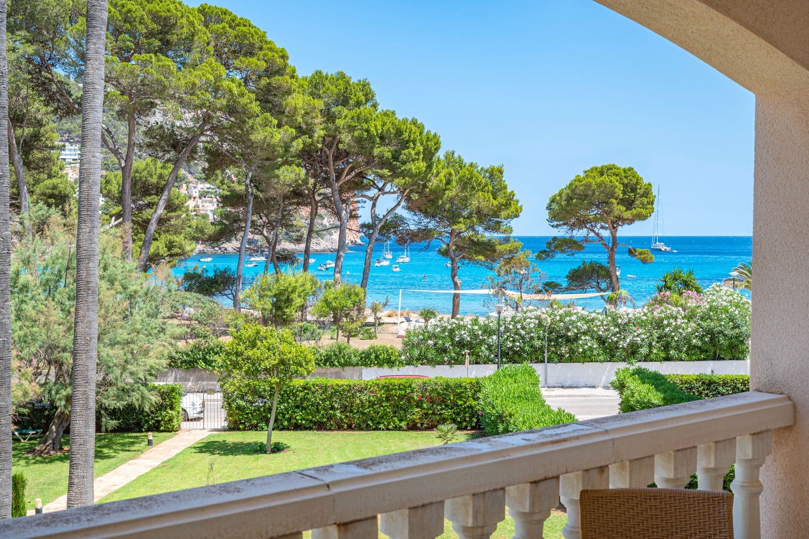 2 bedroom Apartment for rent in Canyamel with pool - € 1,500 (Ref: 9158403)