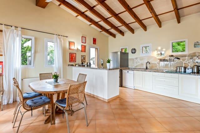 3 soveværelse Villa til salg i Canyamel, Capdepera med swimmingpool - € 2.200.000 (Ref: 9203326)