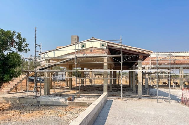 3 sypialnia Finka/Dom wiejski na sprzedaż w Artà z basenem - 1 250 000 € (Ref: 9211089)