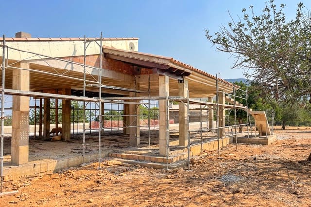 3 sypialnia Finka/Dom wiejski na sprzedaż w Artà z basenem - 1 250 000 € (Ref: 9211089)