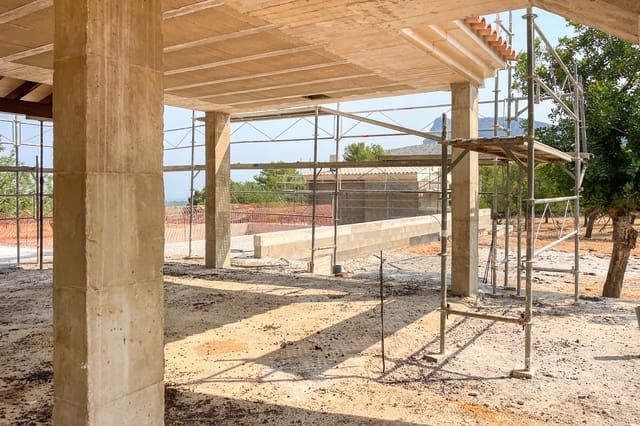 3 sypialnia Finka/Dom wiejski na sprzedaż w Artà z basenem - 1 250 000 € (Ref: 9211089)