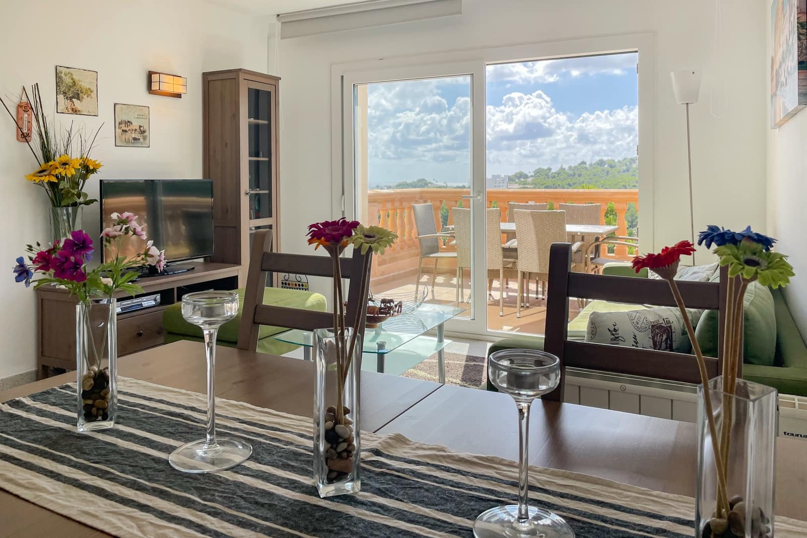 2 slaapkamer Appartement te koop in Font de Sa Cala / Font de La Cala met zwembad - € 395.000 (Ref: 9231827)