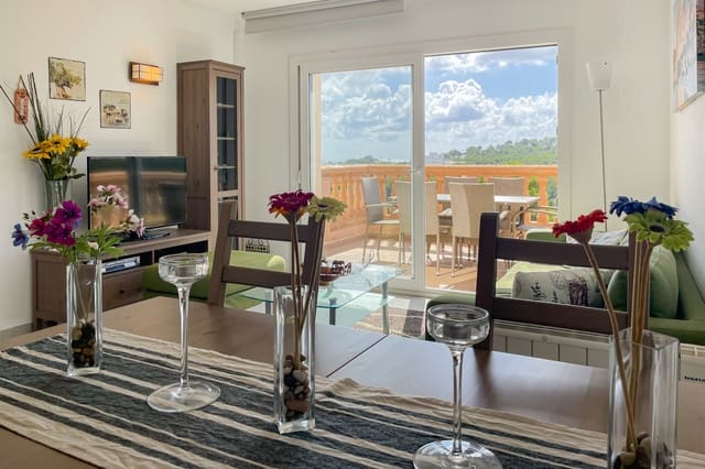 2 slaapkamer Appartement te koop in Font de Sa Cala / Font de La Cala, Capdepera met zwembad - € 395.000 (Ref: 9231827)