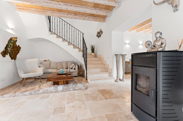 4 sypialnia Dom na sprzedaż w Capdepera z basenem - 1 650 000 € (Ref: 9253703)