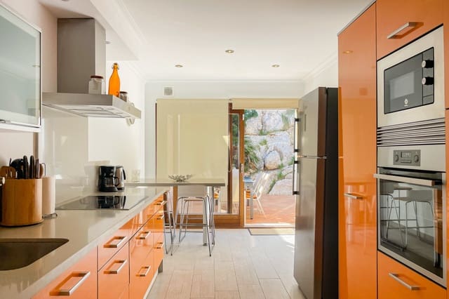 Chalet de 4 habitaciones en Font de Sa Cala / Font de La Cala, Capdepera en alquiler con piscina - 3.400 € (Ref: 9263012)